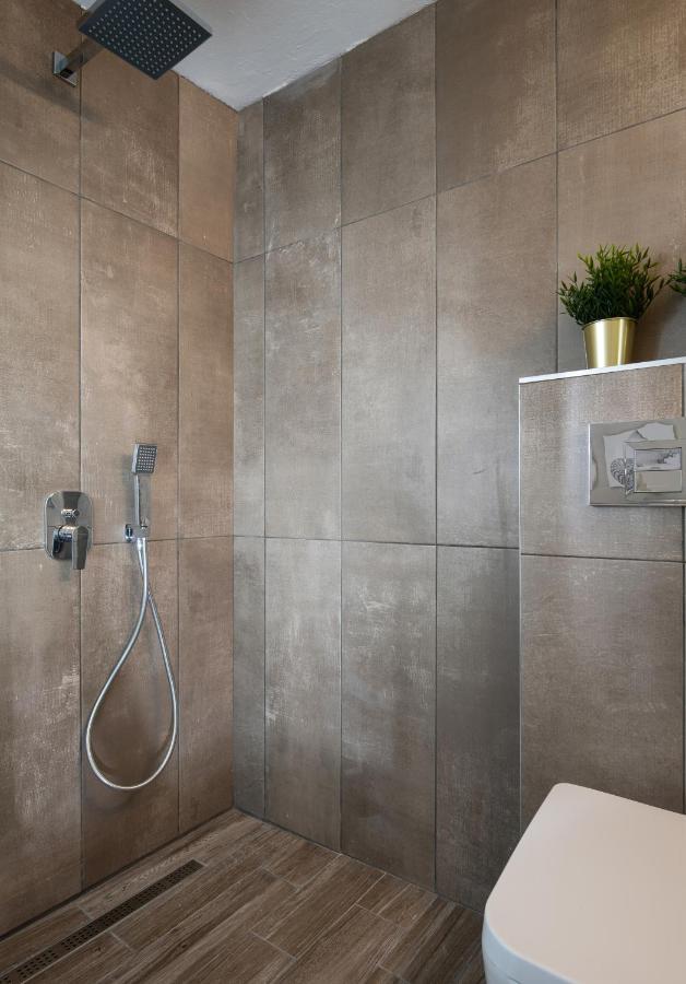 Olenia Luxury Apartments 1 Неос Мармарас Екстериор снимка