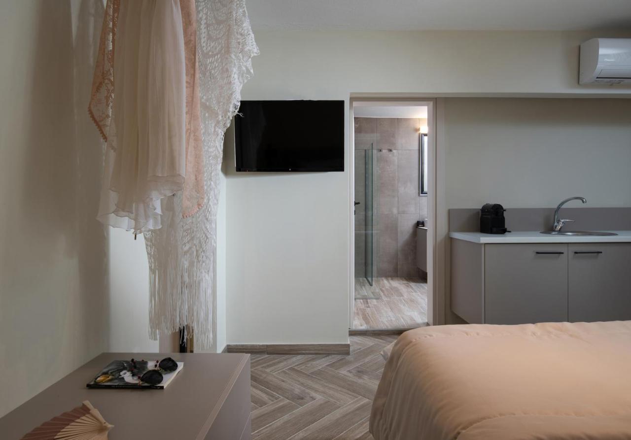 Olenia Luxury Apartments 1 Неос Мармарас Екстериор снимка